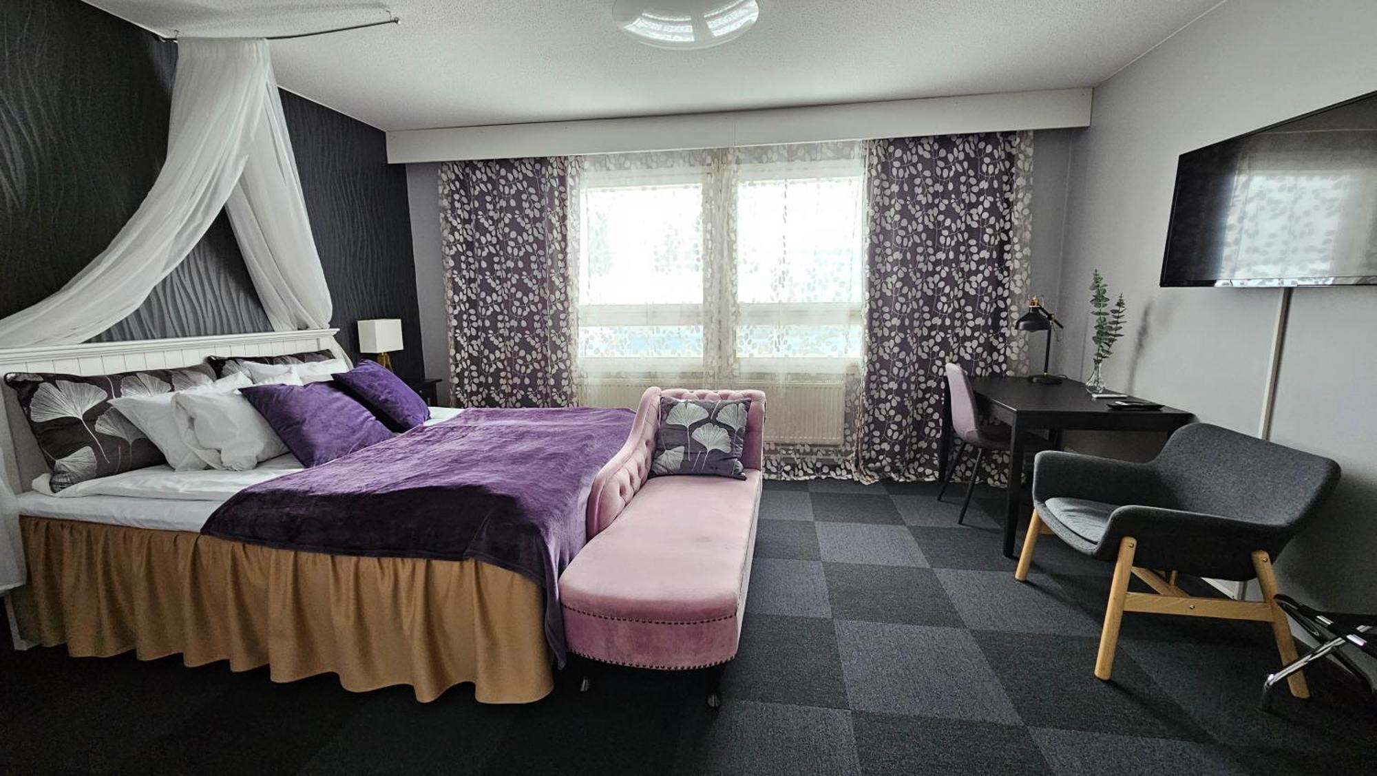Samantta Hotel & Restaurant Haukipudas Dış mekan fotoğraf